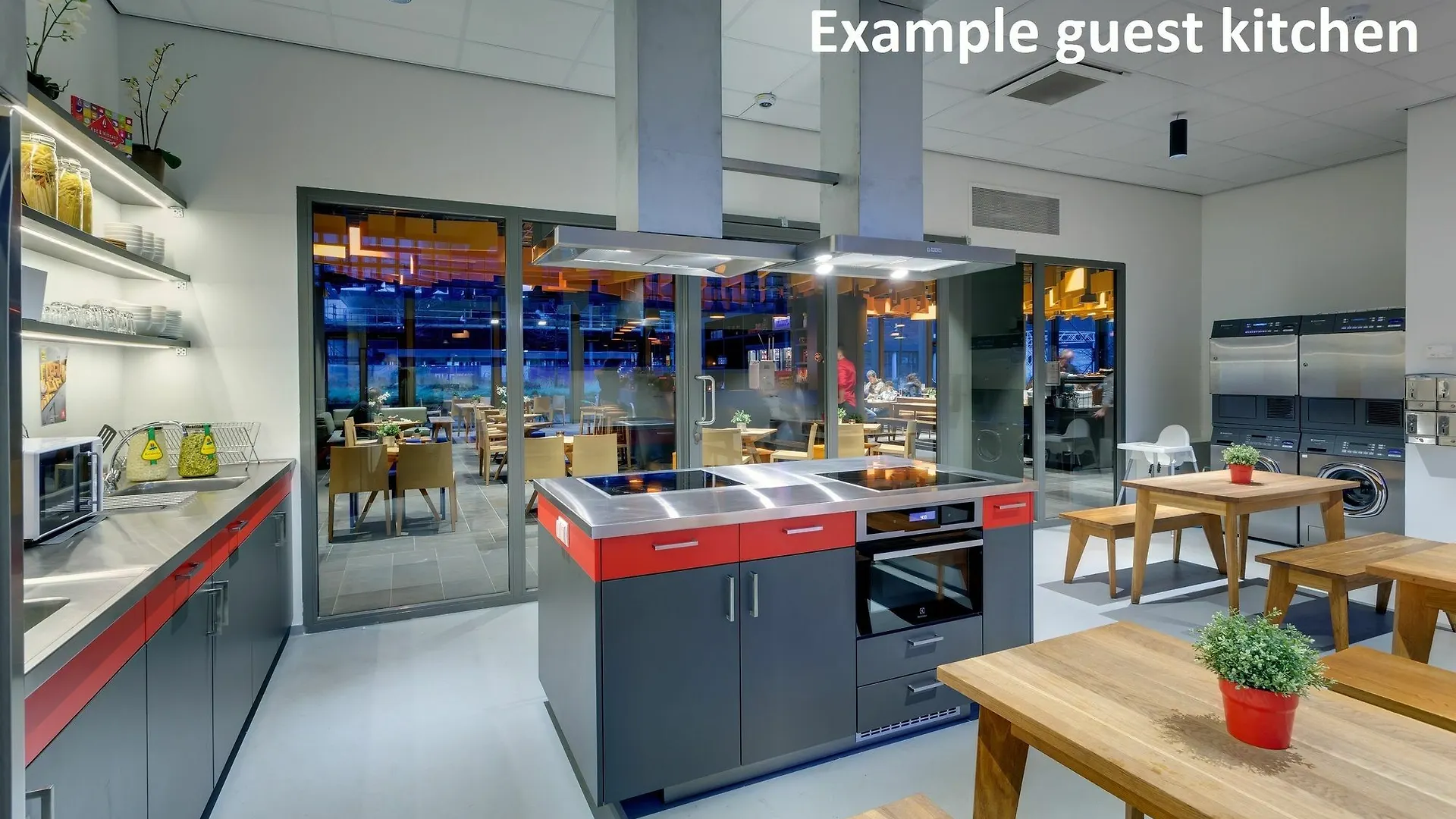 Meininger Roma Termini Hotel